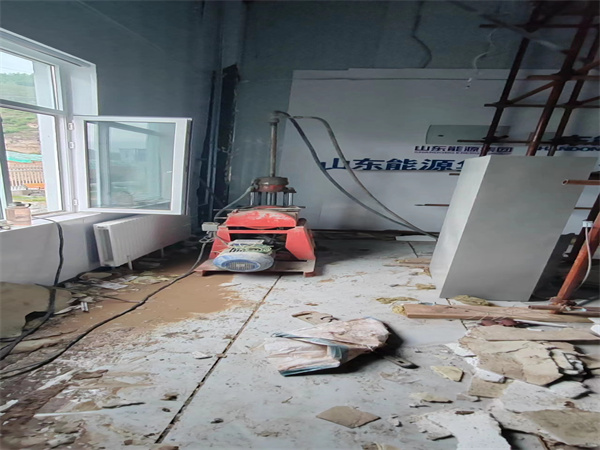 开江地基基础下沉墙体裂缝加固注浆顶升施工